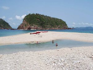 Barnard Islands Near Kurrimine Beach